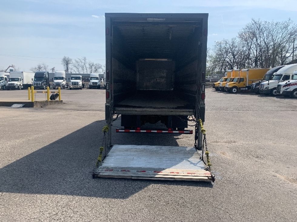 Medium Duty Box Truck-Light and Medium Duty Trucks-Freightliner-2022-M2-Nashville (Mount Juliet)-TN-378,402\n\t\tmiles-$ 28,000 - Image 8