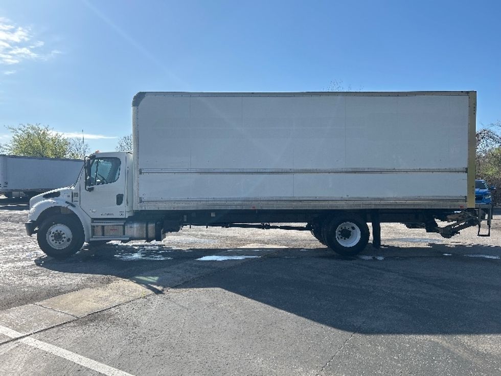 Medium Duty Box Truck-Light and Medium Duty Trucks-Freightliner-2022-M2-Nashville (Mount Juliet)-TN-74,925\n\t\tmiles-$ 87,000 - Image 4
