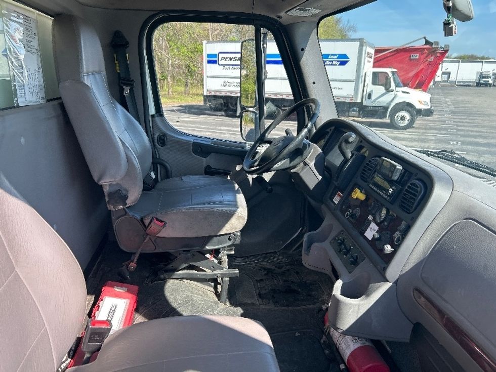 Medium Duty Box Truck-Light and Medium Duty Trucks-Freightliner-2022-M2-Nashville (Mount Juliet)-TN-74,925\n\t\tmiles-$ 87,000 - Image 22