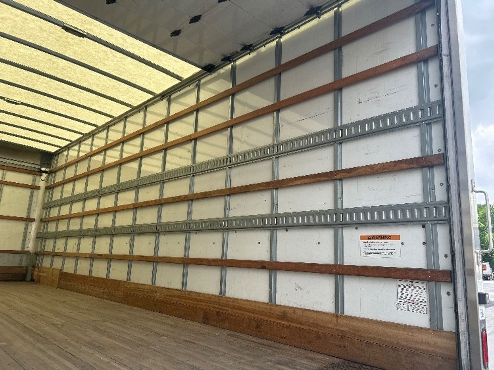 Medium Duty Box Truck-Light and Medium Duty Trucks-Freightliner-2022-M2-Nashville (Mount Juliet)-TN-95,320\n\t\tmiles-$ 78,750 - Image 12