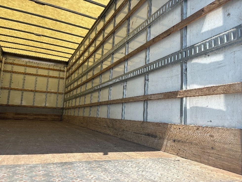 Medium Duty Box Truck-Light and Medium Duty Trucks-Freightliner-2022-M2-New Castle-DE-202,250\n\t\tmiles-$ 62,750 - Image 12