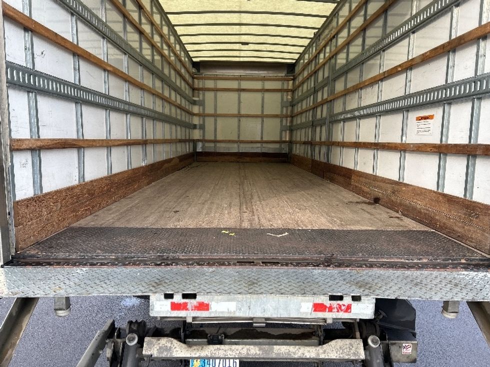 Medium Duty Box Truck-Light and Medium Duty Trucks-Freightliner-2022-M2-Norcross-GA-135,004\n\t\tmiles-$ 75,250 - Image 10