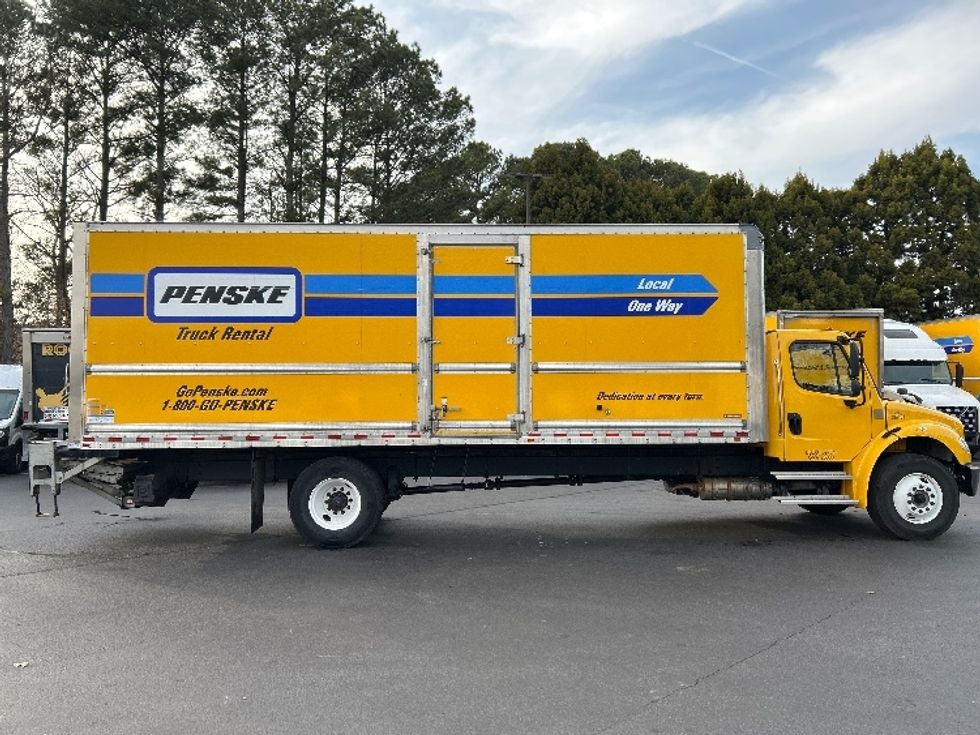 Medium Duty Box Truck-Light and Medium Duty Trucks-Freightliner-2022-M2-Norcross-GA-135,004\n\t\tmiles-$ 75,250 - Image 15