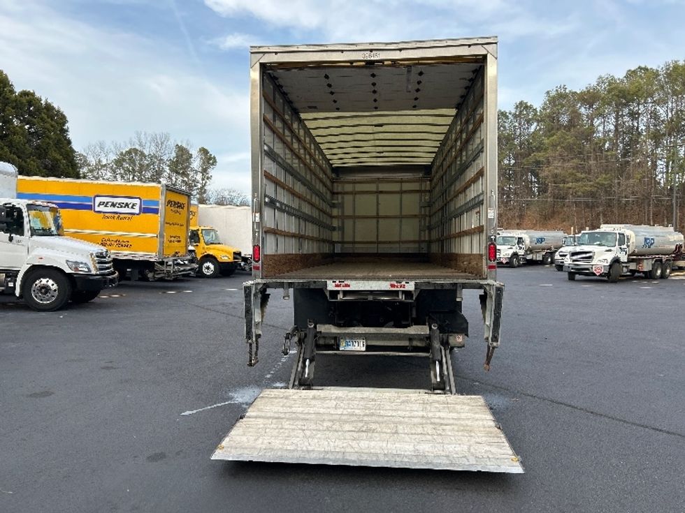 Medium Duty Box Truck-Light and Medium Duty Trucks-Freightliner-2022-M2-Norcross-GA-135,004\n\t\tmiles-$ 75,250 - Image 9
