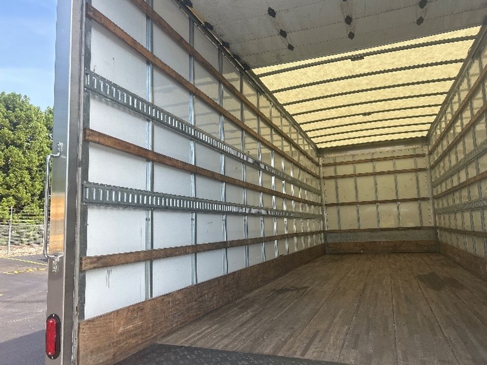 Medium Duty Box Truck-Light and Medium Duty Trucks-Freightliner-2022-M2-Norcross-GA-259,680\n\t\tmiles-$ 45,750 - Image 11
