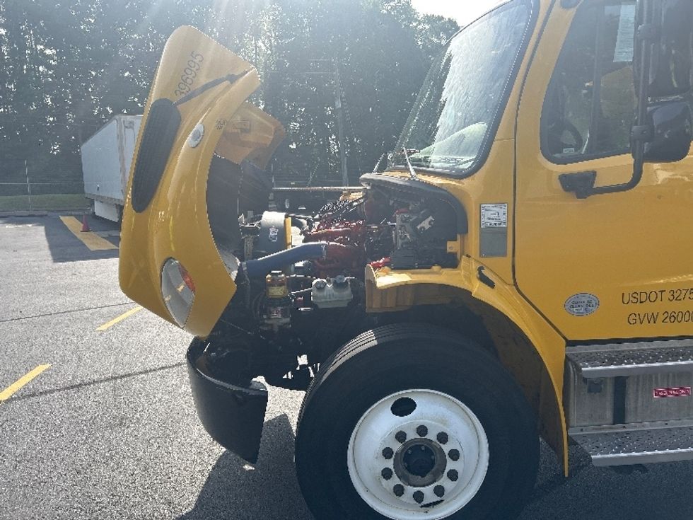 Medium Duty Box Truck-Light and Medium Duty Trucks-Freightliner-2022-M2-Norcross-GA-259,680\n\t\tmiles-$ 45,750 - Image 23