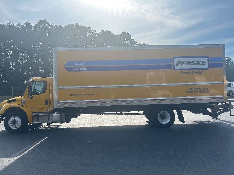 Medium Duty Box Truck-Light and Medium Duty Trucks-Freightliner-2022-M2-Norcross-GA-259,680\n\t\tmiles-$ 45,750 - Image 4
