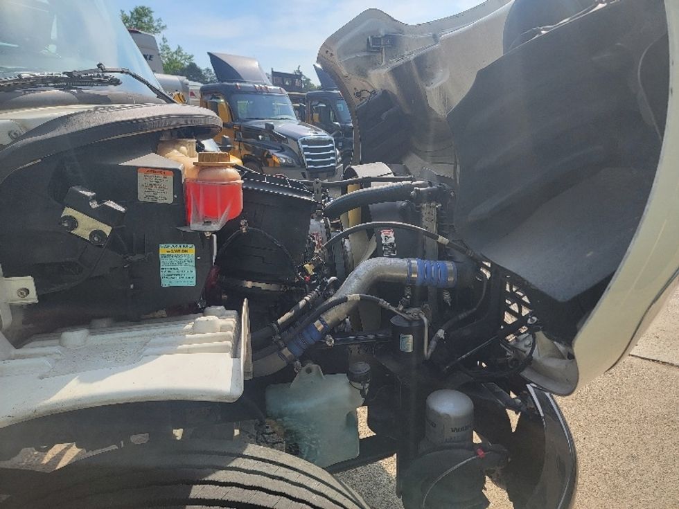 Medium Duty Box Truck-Light and Medium Duty Trucks-Freightliner-2022-M2-Norcross-GA-337,090\n\t\tmiles-$ 32,250 - Image 22
