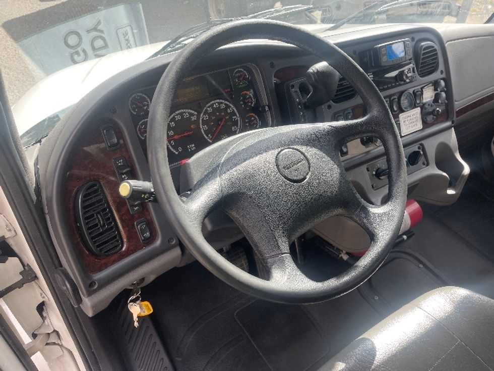 Medium Duty Box Truck-Light and Medium Duty Trucks-Freightliner-2022-M2-North Bergen-NJ-151,150\n\t\tmiles-$ 56,000 - Image 17