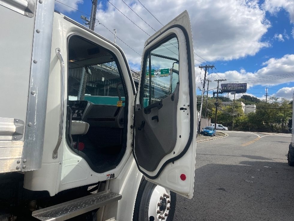 Medium Duty Box Truck-Light and Medium Duty Trucks-Freightliner-2022-M2-North Bergen-NJ-151,150\n\t\tmiles-$ 56,000 - Image 20