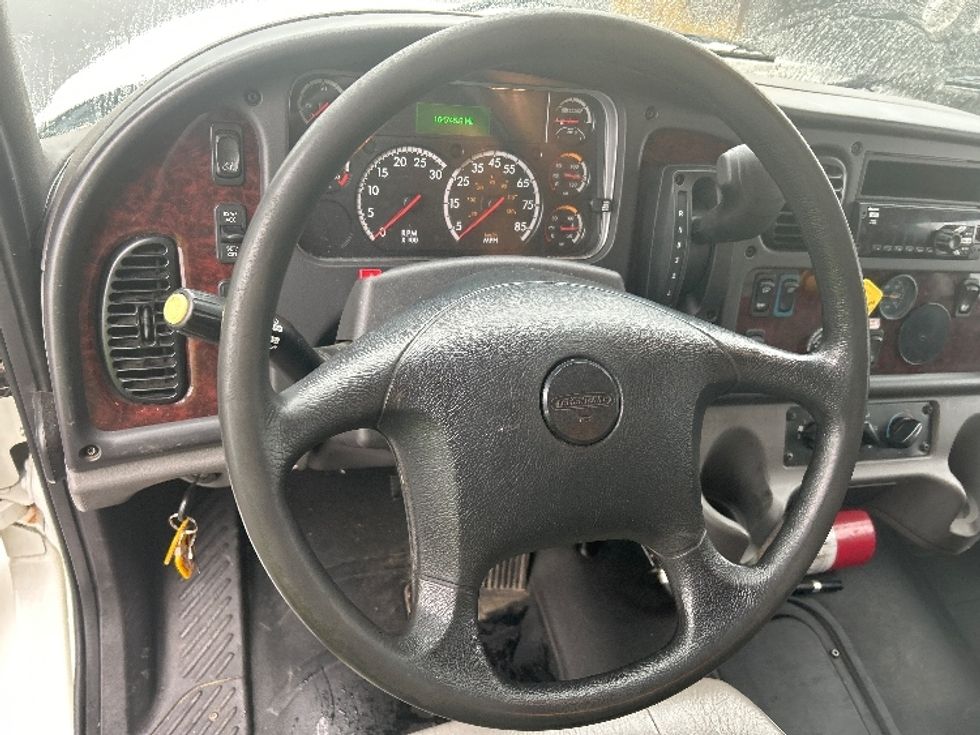 Medium Duty Box Truck-Light and Medium Duty Trucks-Freightliner-2022-M2-Norton-MA-164,747\n\t\tmiles-$ 51,000 - Image 17