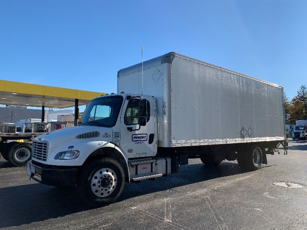 Medium Duty Box Truck-Light and Medium Duty Trucks-Freightliner-2022-M2-Norton-MA-164,747\n\t\tmiles-$ 51,000 - Image 3