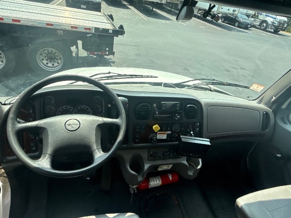 Medium Duty Box Truck-Light and Medium Duty Trucks-Freightliner-2022-M2-Norton-MA-189,953\n\t\tmiles-$ 62,500 - Image 17