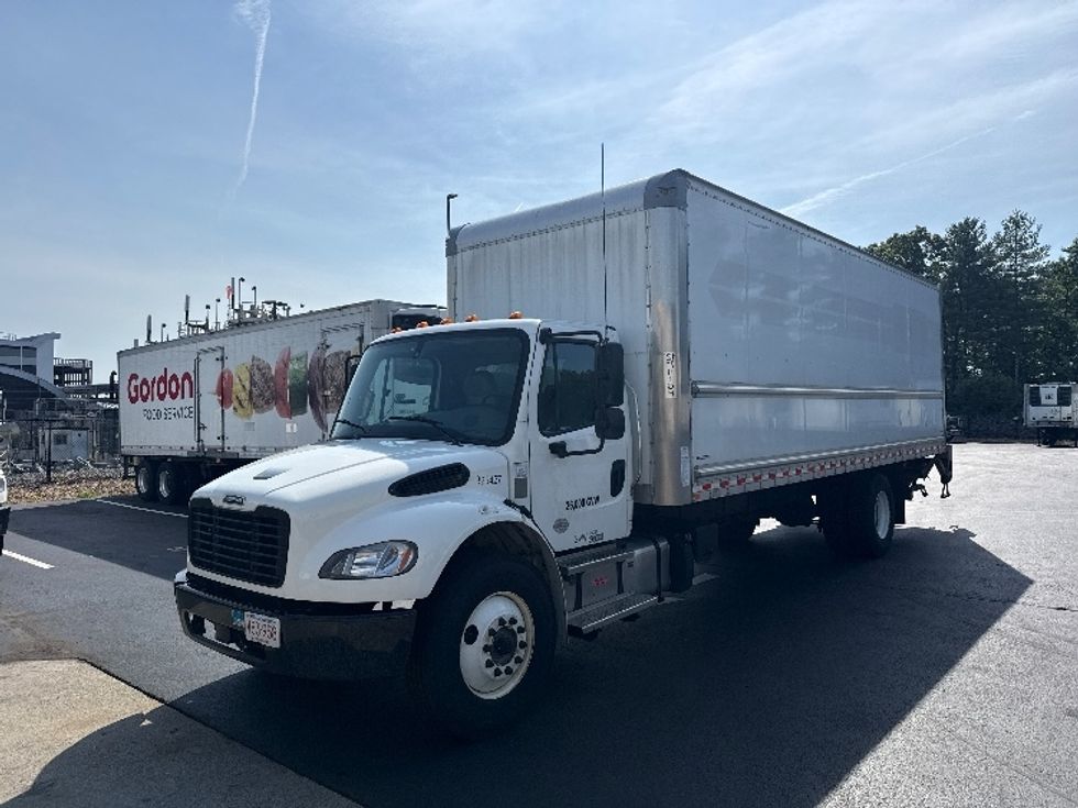 Medium Duty Box Truck-Light and Medium Duty Trucks-Freightliner-2022-M2-Norton-MA-189,953\n\t\tmiles-$ 62,500 - Image 3