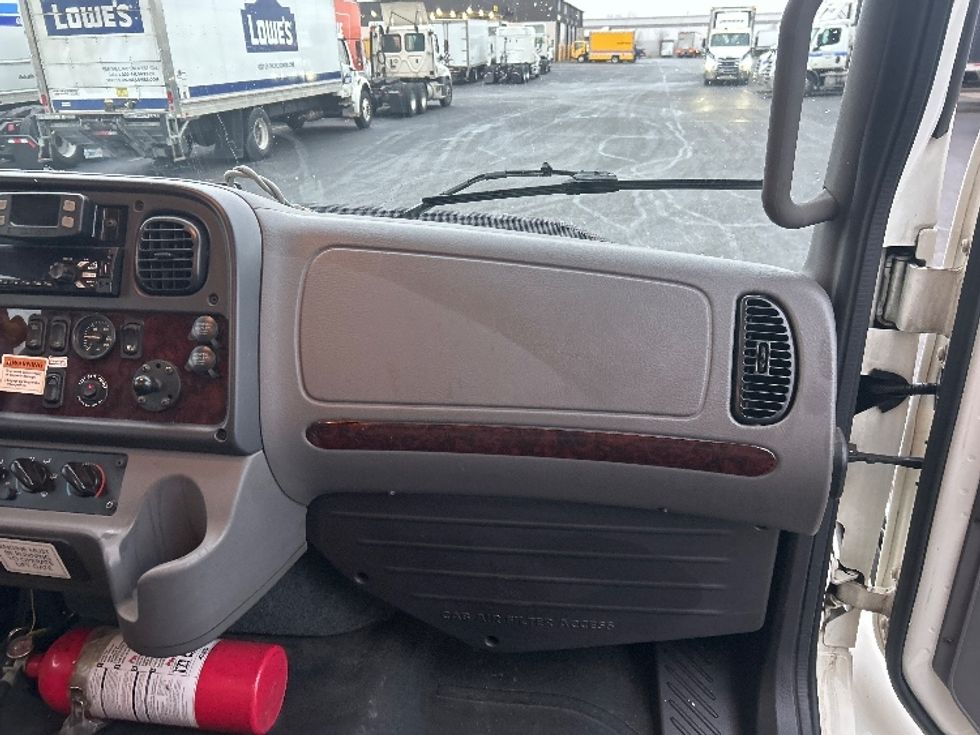 Medium Duty Box Truck-Light and Medium Duty Trucks-Freightliner-2022-M2-Obetz-OH-176,813\n\t\tmiles-$ 64,750 - Image 21