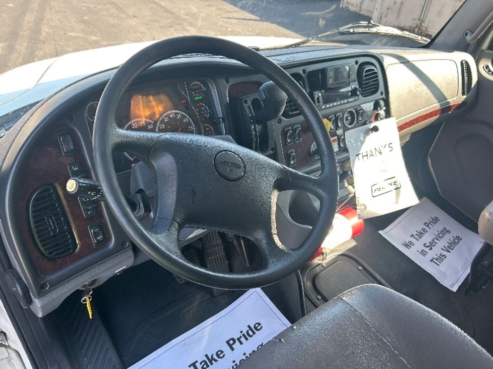 Medium Duty Box Truck-Light and Medium Duty Trucks-Freightliner-2022-M2-Obetz-OH-180,580\n\t\tmiles-$ 54,250 - Image 17