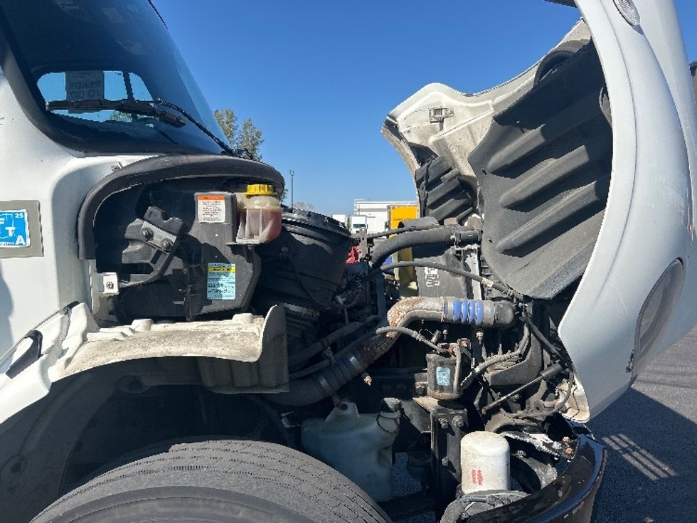 Medium Duty Box Truck-Light and Medium Duty Trucks-Freightliner-2022-M2-Obetz-OH-180,580\n\t\tmiles-$ 54,250 - Image 23