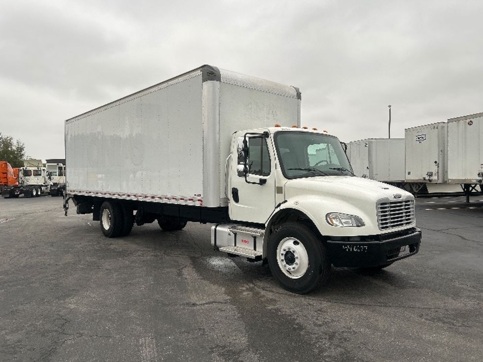 Medium Duty Box Truck-Light and Medium Duty Trucks-Freightliner-2022-M2-Obetz-OH-260,051\n\t\tmiles-$ 49,250 - Image 1