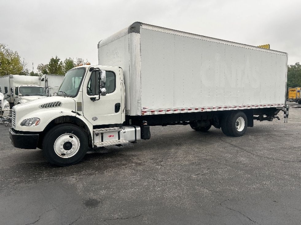 Medium Duty Box Truck-Light and Medium Duty Trucks-Freightliner-2022-M2-Obetz-OH-260,051\n\t\tmiles-$ 49,250 - Image 3