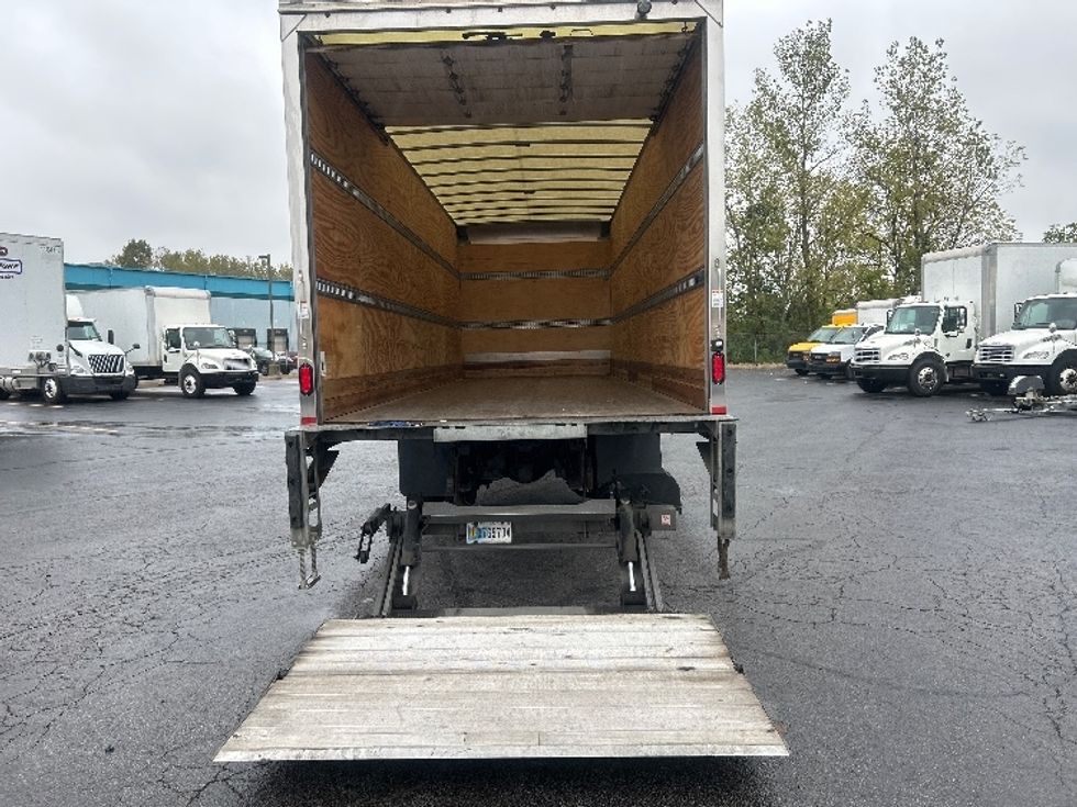 Medium Duty Box Truck-Light and Medium Duty Trucks-Freightliner-2022-M2-Obetz-OH-260,051\n\t\tmiles-$ 49,250 - Image 9