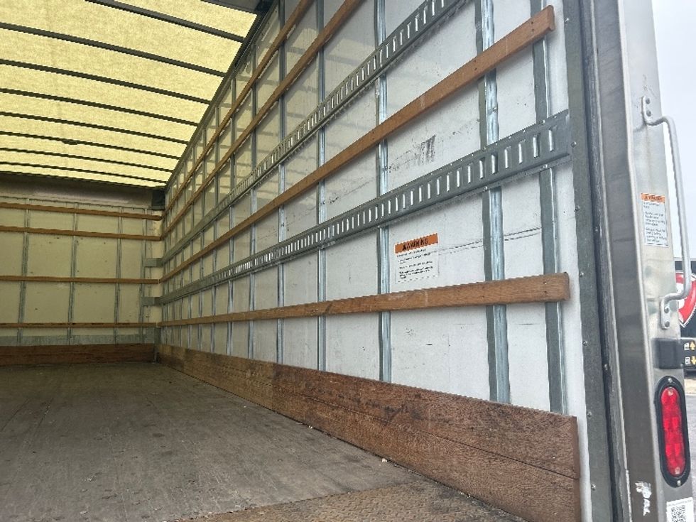 Medium Duty Box Truck-Light and Medium Duty Trucks-Freightliner-2022-M2-Obetz-OH-74,792\n\t\tmiles-$ 83,000 - Image 12