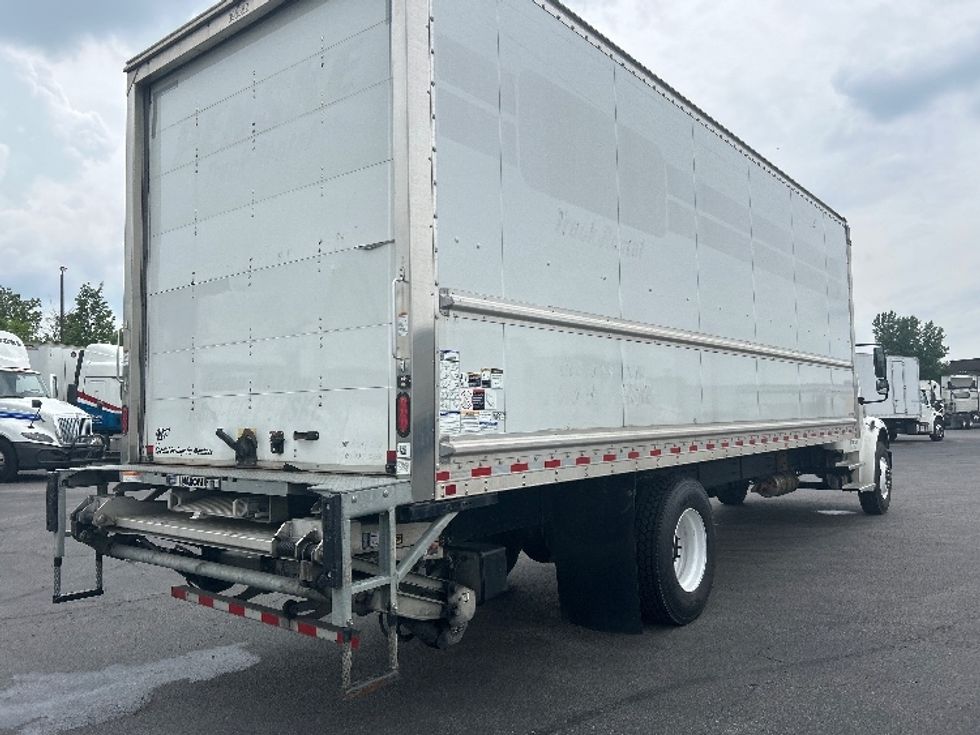 Medium Duty Box Truck-Light and Medium Duty Trucks-Freightliner-2022-M2-Obetz-OH-74,792\n\t\tmiles-$ 83,000 - Image 13