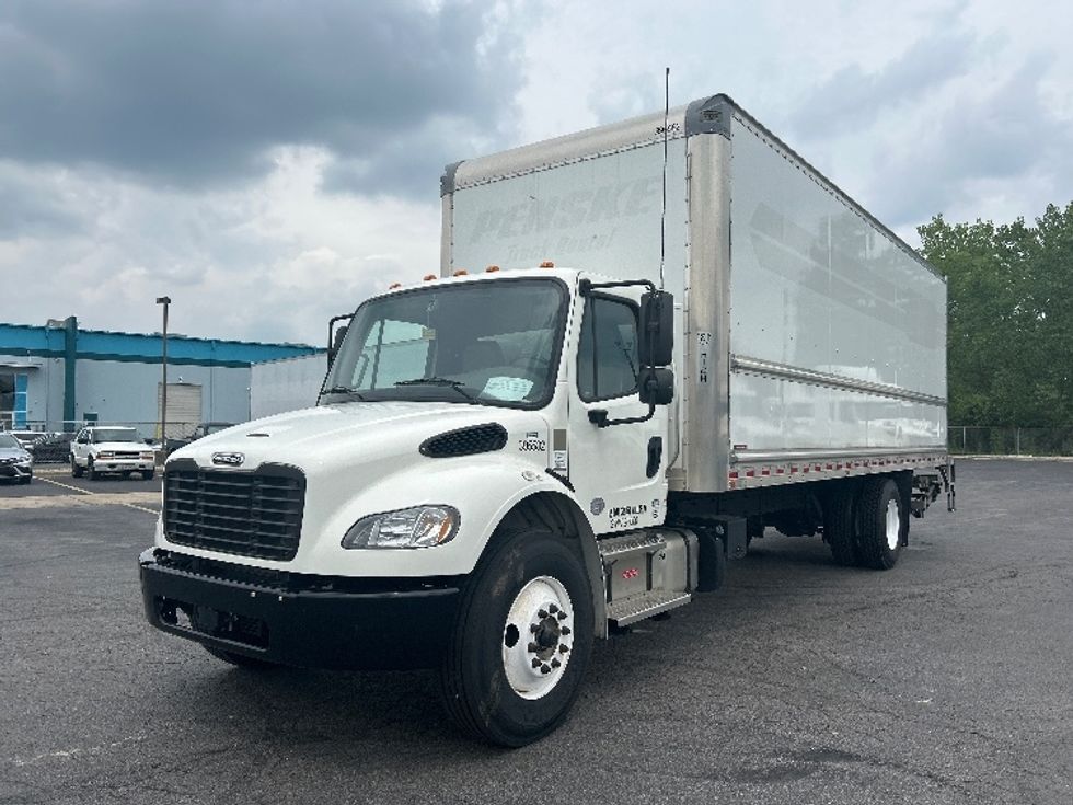 Medium Duty Box Truck-Light and Medium Duty Trucks-Freightliner-2022-M2-Obetz-OH-81,473\n\t\tmiles-$ 80,250 - Image 3