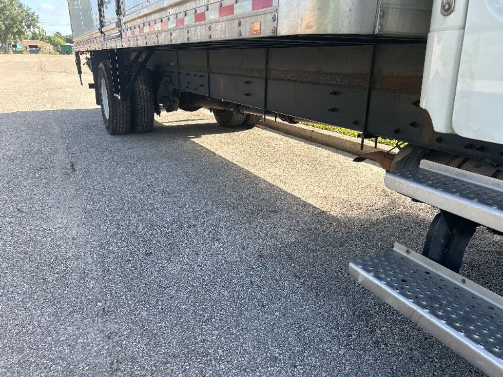 Medium Duty Box Truck-Light and Medium Duty Trucks-Freightliner-2022-M2-Ocala-FL-253,668\n\t\tmiles-$ 47,750 - Image 14