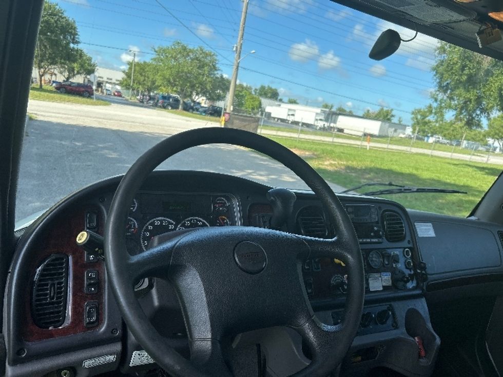 Medium Duty Box Truck-Light and Medium Duty Trucks-Freightliner-2022-M2-Ocala-FL-253,668\n\t\tmiles-$ 47,750 - Image 17