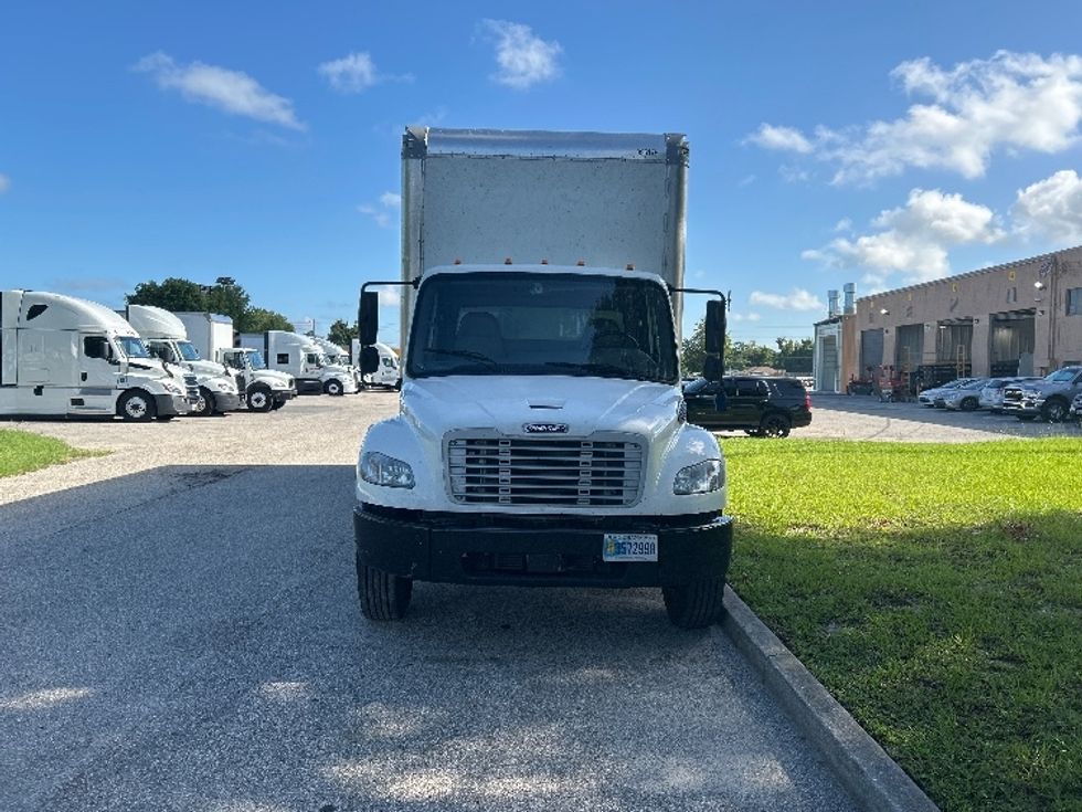 Medium Duty Box Truck-Light and Medium Duty Trucks-Freightliner-2022-M2-Ocala-FL-253,668\n\t\tmiles-$ 47,750 - Image 2