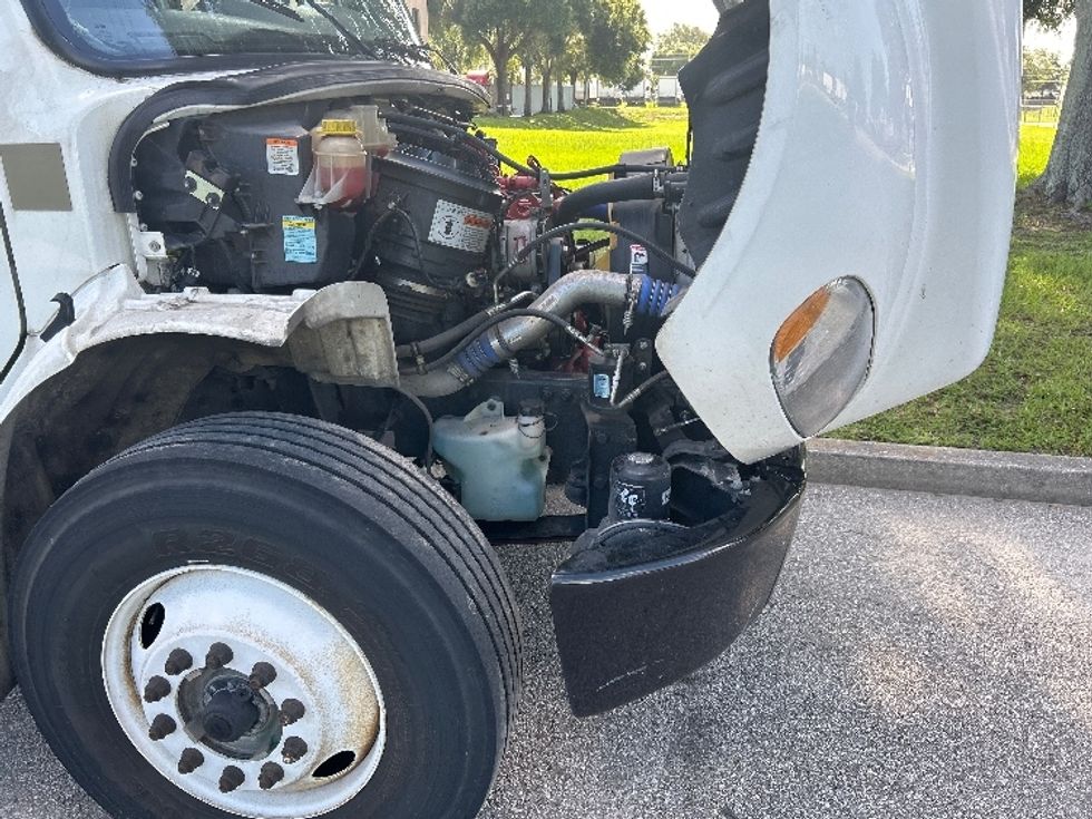 Medium Duty Box Truck-Light and Medium Duty Trucks-Freightliner-2022-M2-Ocala-FL-253,668\n\t\tmiles-$ 47,750 - Image 22