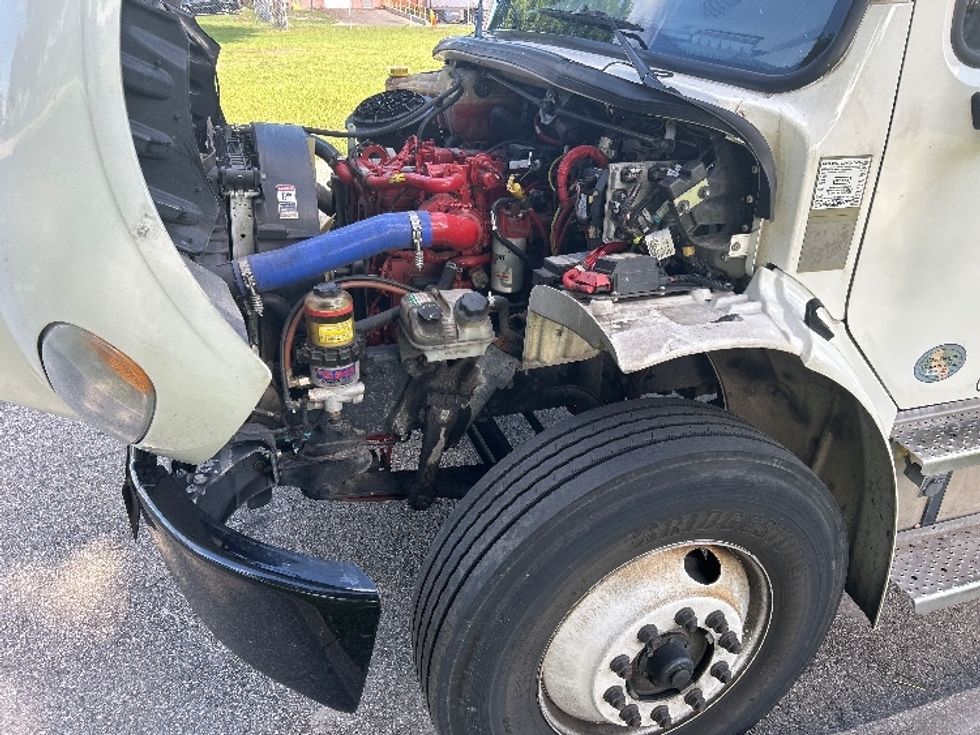 Medium Duty Box Truck-Light and Medium Duty Trucks-Freightliner-2022-M2-Ocala-FL-253,668\n\t\tmiles-$ 47,750 - Image 23