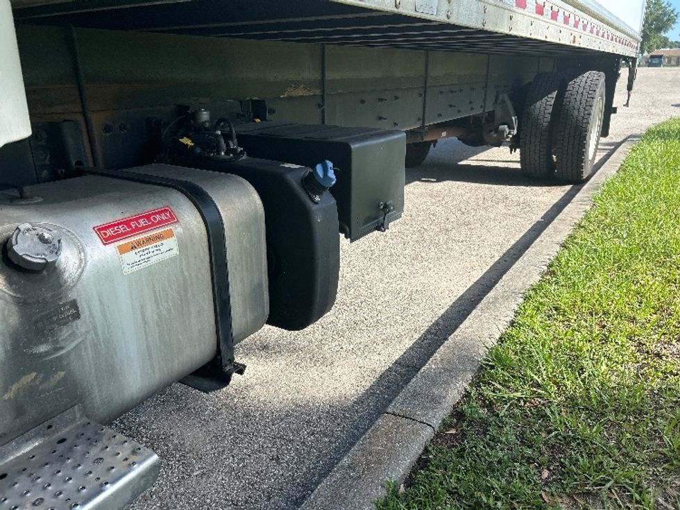 Medium Duty Box Truck-Light and Medium Duty Trucks-Freightliner-2022-M2-Ocala-FL-253,668\n\t\tmiles-$ 47,750 - Image 5