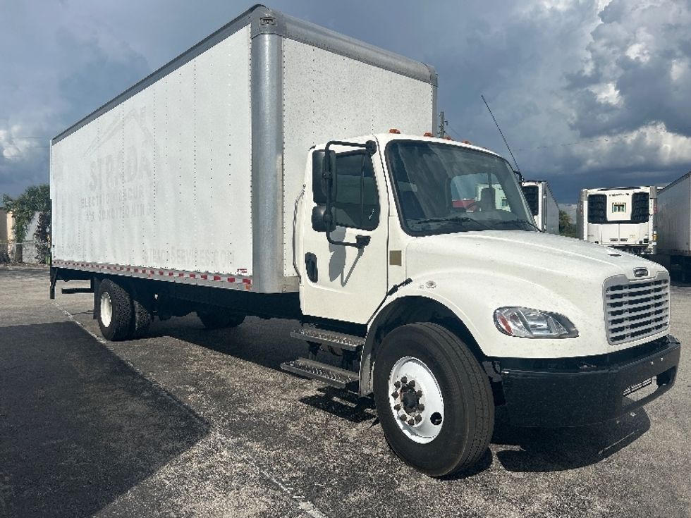 Medium Duty Box Truck-Light and Medium Duty Trucks-Freightliner-2022-M2-Ocala-FL-93,355\n\t\tmiles-$ 87,750 - Image 1