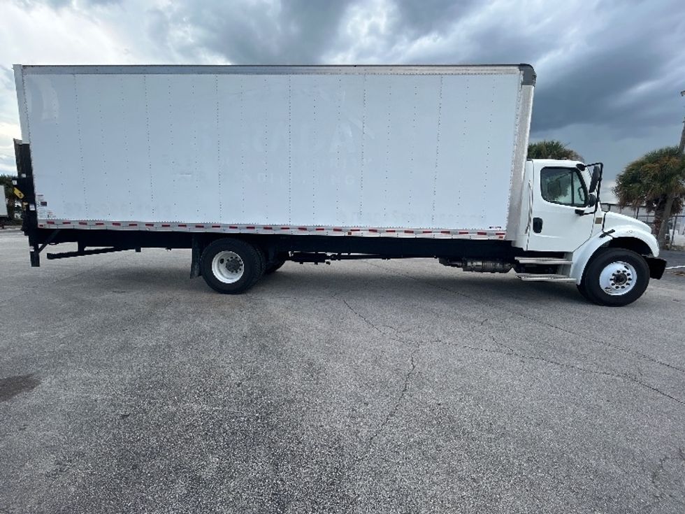 Medium Duty Box Truck-Light and Medium Duty Trucks-Freightliner-2022-M2-Ocala-FL-93,355\n\t\tmiles-$ 87,750 - Image 15