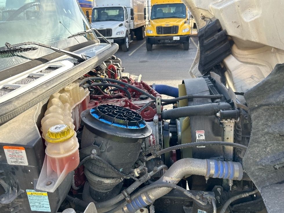 Medium Duty Box Truck-Light and Medium Duty Trucks-Freightliner-2022-M2-Oklahoma City-OK-188,968\n\t\tmiles-$ 60,500 - Image 24