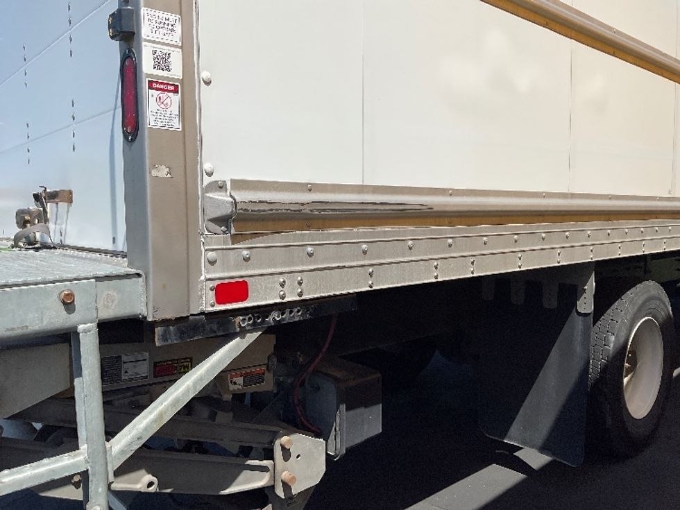 Medium Duty Box Truck-Light and Medium Duty Trucks-Freightliner-2022-M2-Oklahoma City-OK-188,968\n\t\tmiles-$ 60,500 - Image 29