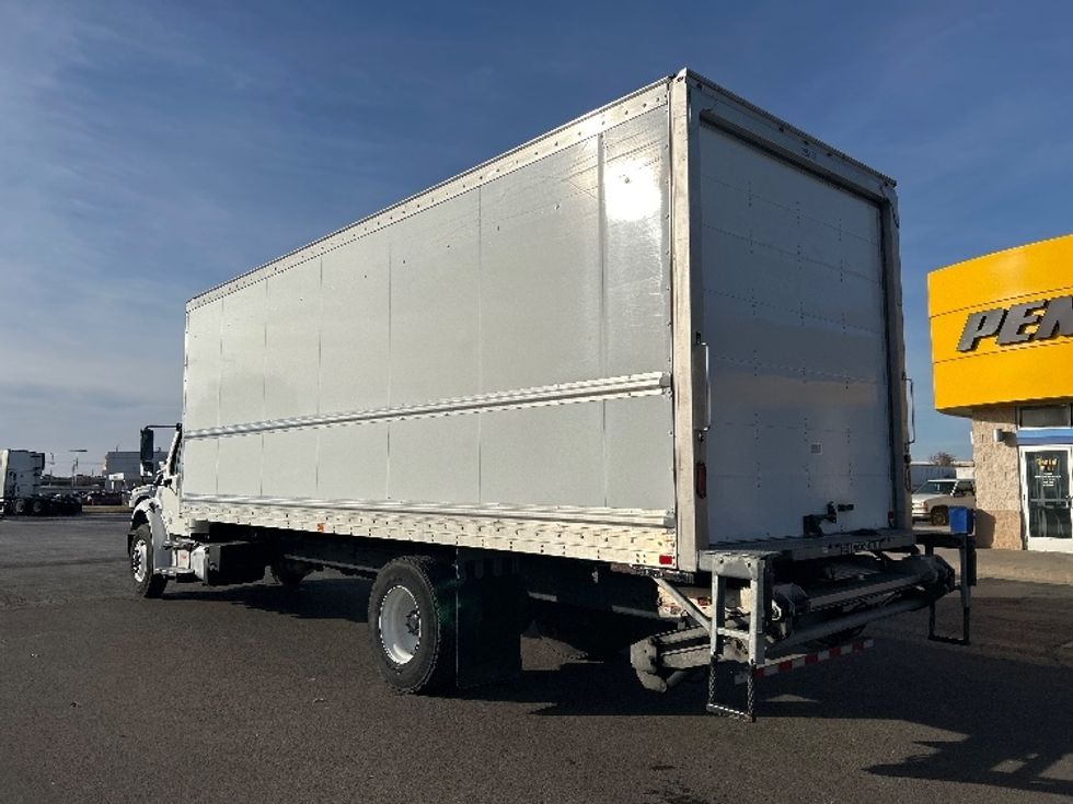 Medium Duty Box Truck-Light and Medium Duty Trucks-Freightliner-2022-M2-Oklahoma City-OK-188,968\n\t\tmiles-$ 60,500 - Image 6