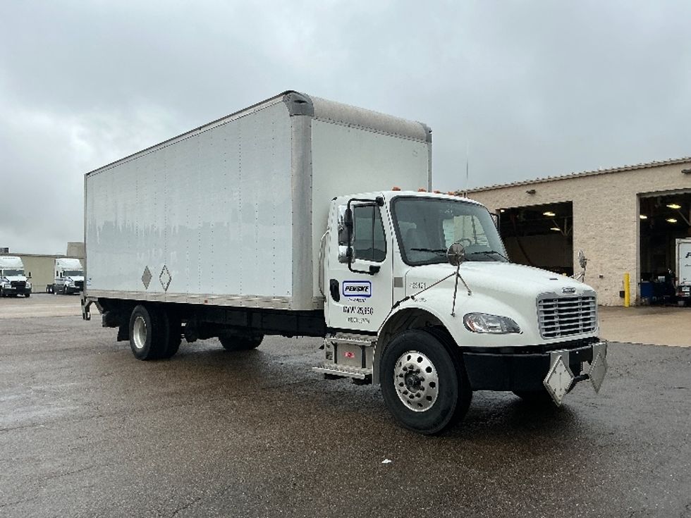Medium Duty Box Truck-Light and Medium Duty Trucks-Freightliner-2022-M2-Olive Branch-MS-140,210\n\t\tmiles-$ 72,000 - Image 1
