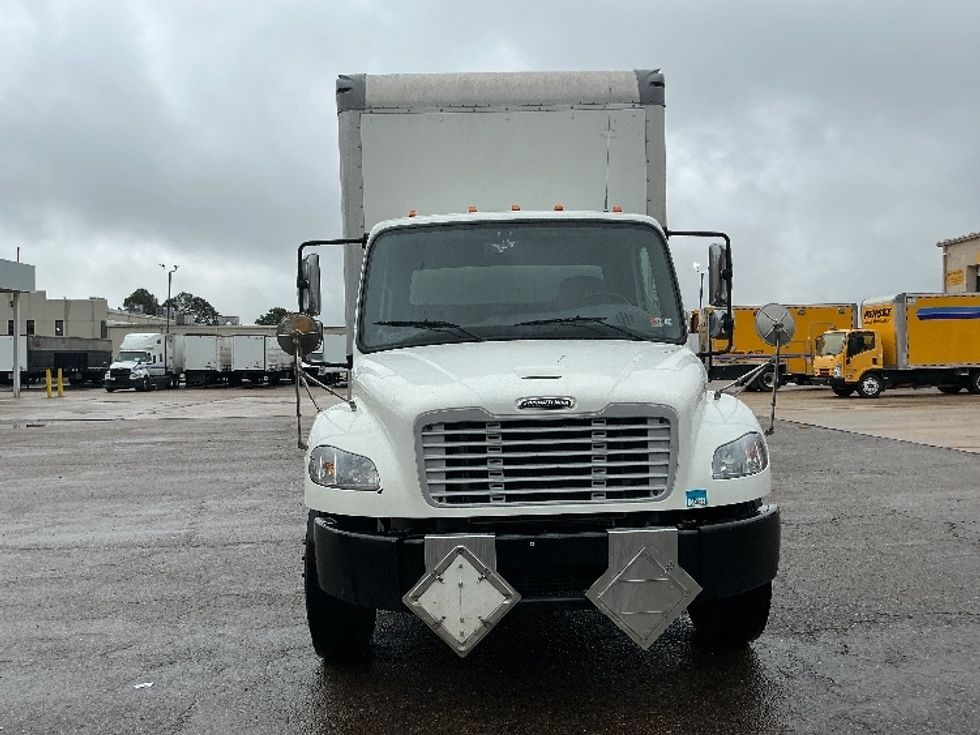 Medium Duty Box Truck-Light and Medium Duty Trucks-Freightliner-2022-M2-Olive Branch-MS-140,210\n\t\tmiles-$ 72,000 - Image 2