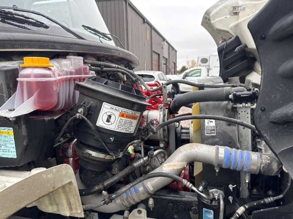 Medium Duty Box Truck-Light and Medium Duty Trucks-Freightliner-2022-M2-Omaha-NE-219,172\n\t\tmiles-$ 54,750 - Image 23