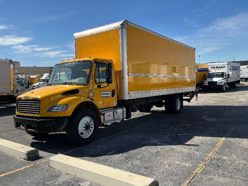 Medium Duty Box Truck-Light and Medium Duty Trucks-Freightliner-2022-M2-Orlando-FL-104,268\n\t\tmiles-$ 68,000 - Image 3