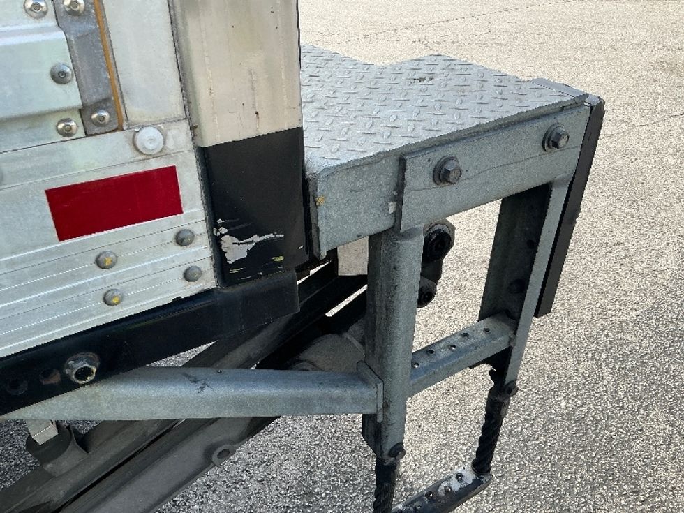 Medium Duty Box Truck-Light and Medium Duty Trucks-Freightliner-2022-M2-Orlando-FL-104,268\n\t\tmiles-$ 68,000 - Image 32