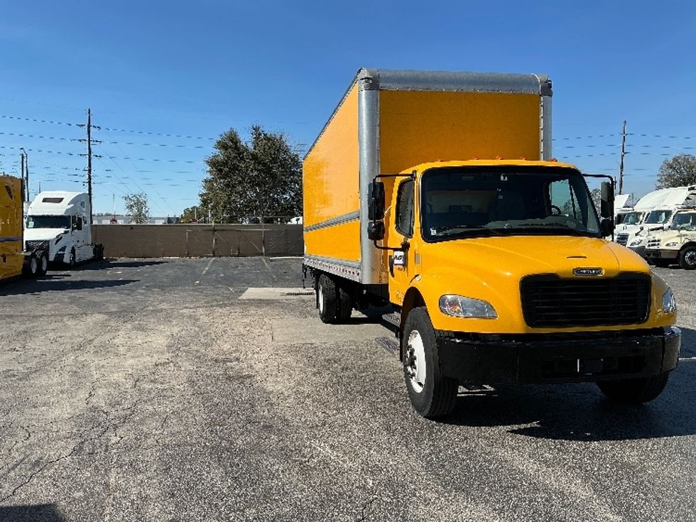 Medium Duty Box Truck-Light and Medium Duty Trucks-Freightliner-2022-M2-Orlando-FL-140,960\n\t\tmiles-$ 65,000 - Image 1