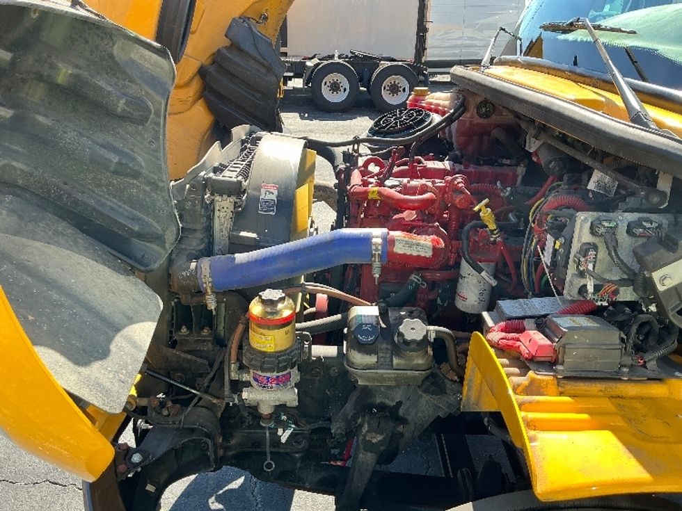 Medium Duty Box Truck-Light and Medium Duty Trucks-Freightliner-2022-M2-Orlando-FL-140,960\n\t\tmiles-$ 65,000 - Image 24