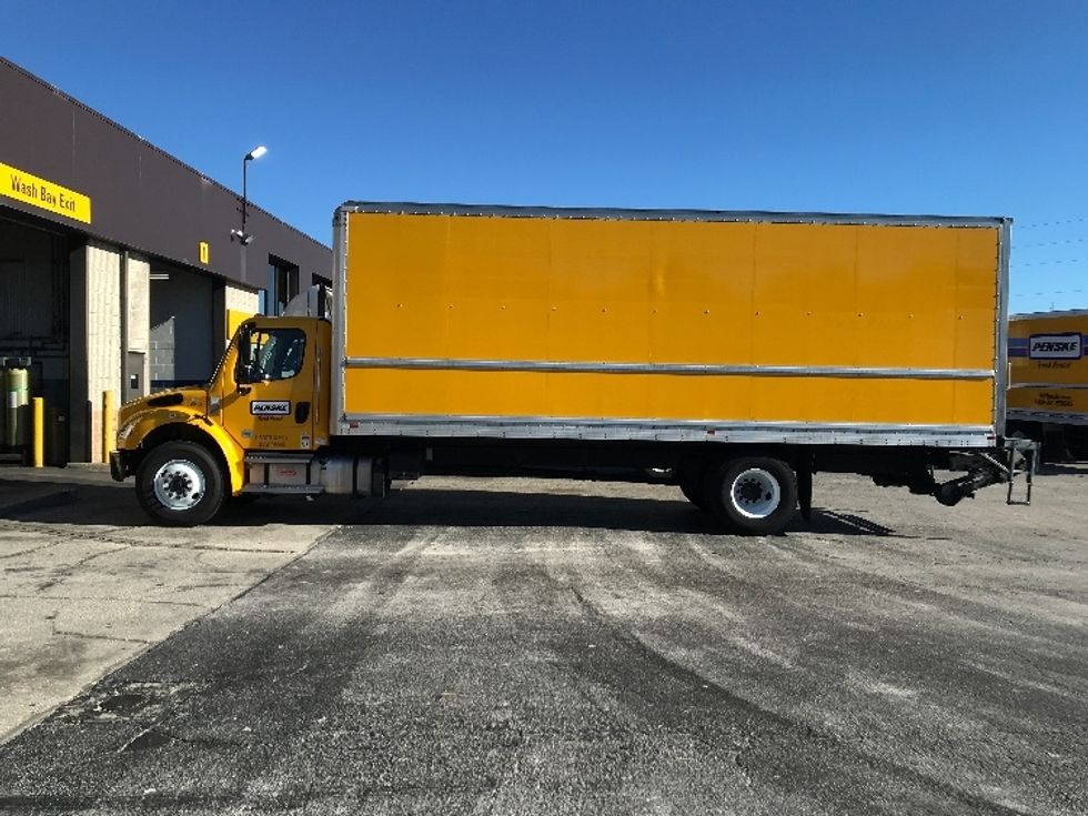 Medium Duty Box Truck-Light and Medium Duty Trucks-Freightliner-2022-M2-Orlando-FL-199,189\n\t\tmiles-$ 57,750 - Image 4
