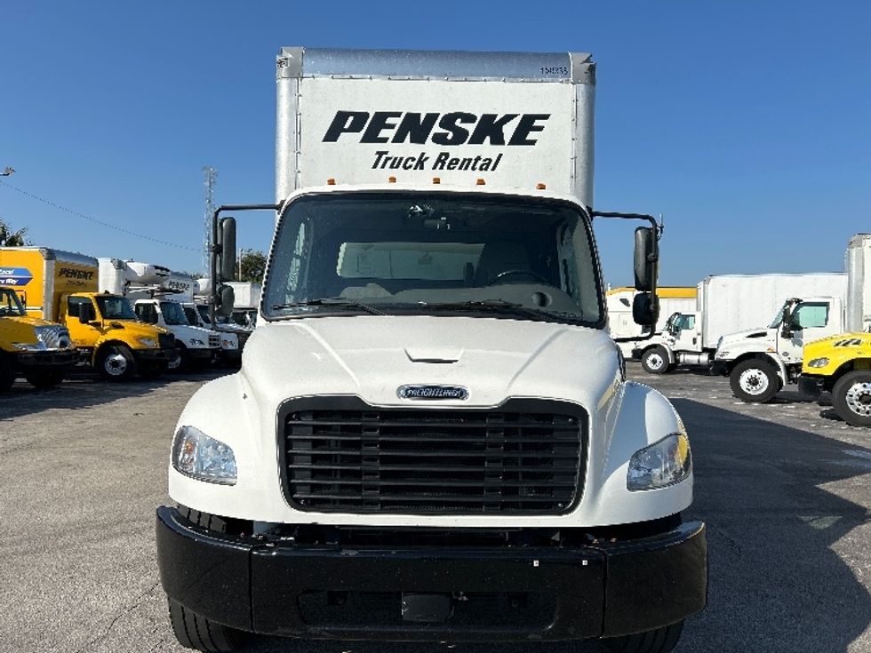 2022 Freightliner M2 106 Medium Duty photo 2