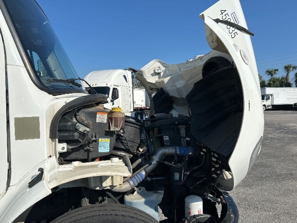 Medium Duty Box Truck-Light and Medium Duty Trucks-Freightliner-2022-M2-Orlando-FL-215,652\n\t\tmiles-$ 55,500 - Image 23