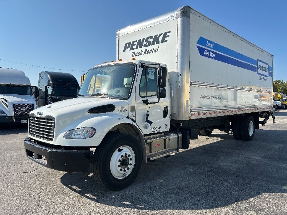 2022 Freightliner M2 106 Medium Duty photo 3