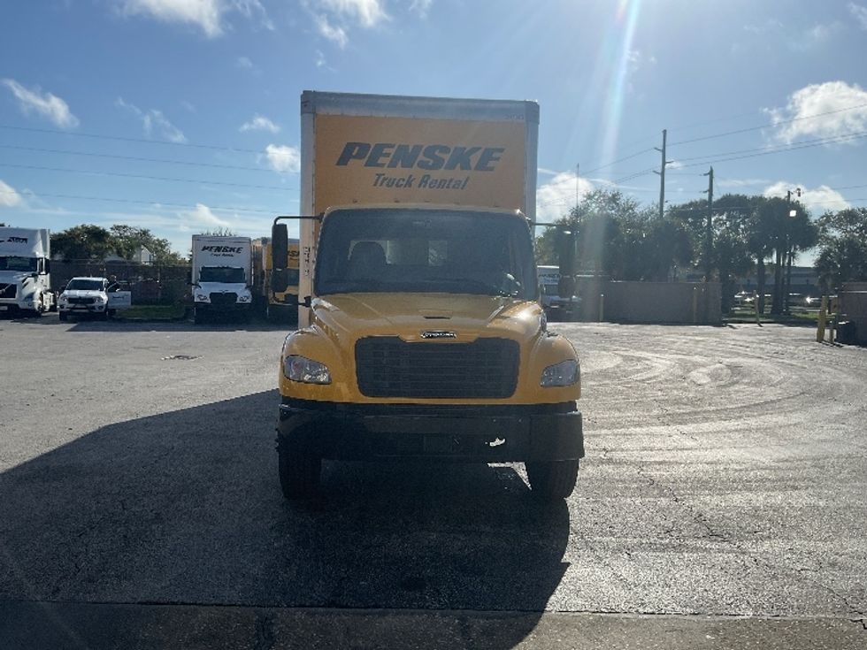 2022 Freightliner M2 106 Medium Duty photo 2